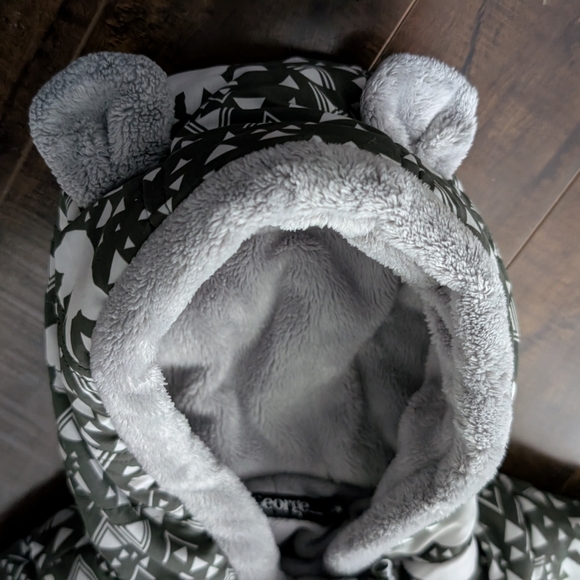 Cozy Bear Print Baby Snowsuit - Picture 2 of 9